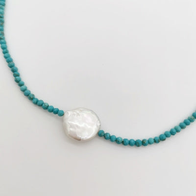Collier en turquoise naturelle et perle d'eau douce en or 14K